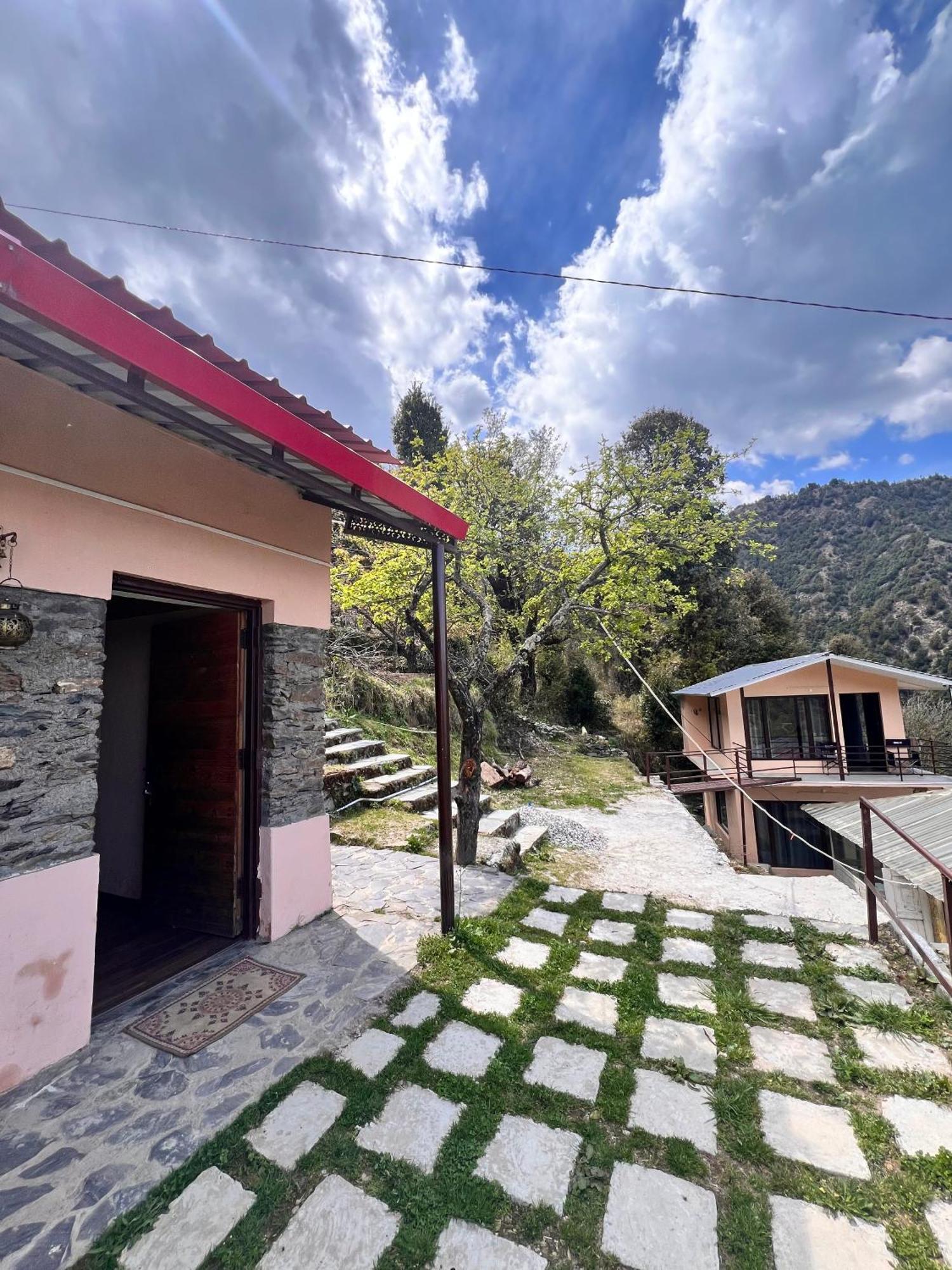 The Goat Village- Kanatal By Bakri Chhap מראה חיצוני תמונה